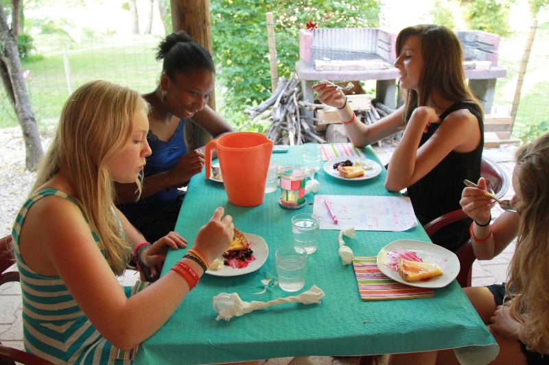Village Camps International Summer Camp Ard&egrave;che, France 2019-07-26 https://www.villagecamps.com/journals_admin/images/655-22-26-07-2013.jpg lossless (109).jpg